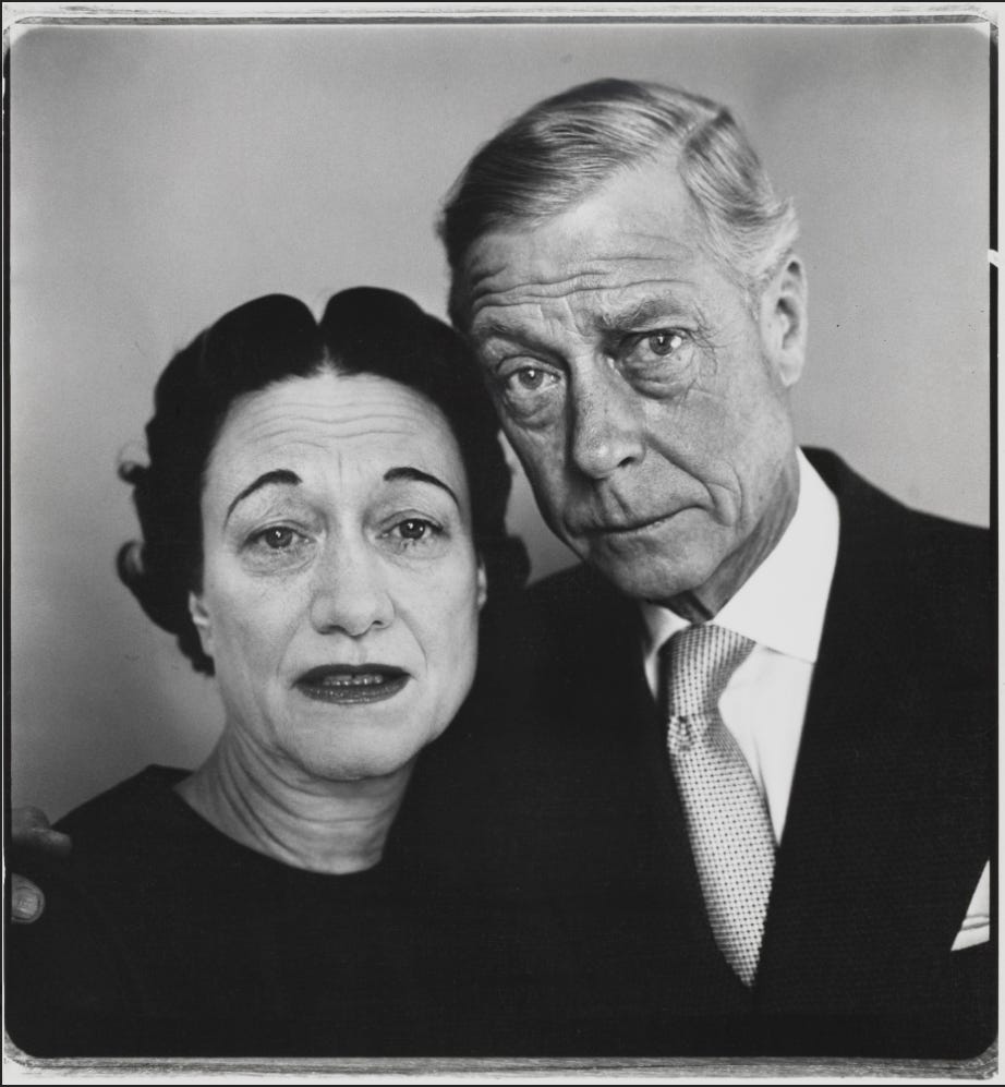 Richard Avedon, The Duke and Duchess of Windsor, Waldorf Astoria, Suite 28A, New York. MoMA, 1957.